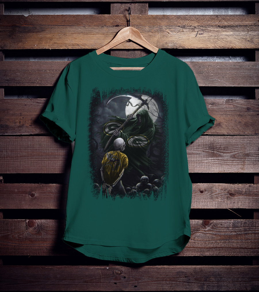 Green Bay Packers Grim Reaper Scene With Skeleton Under Moonlight T-Shirt