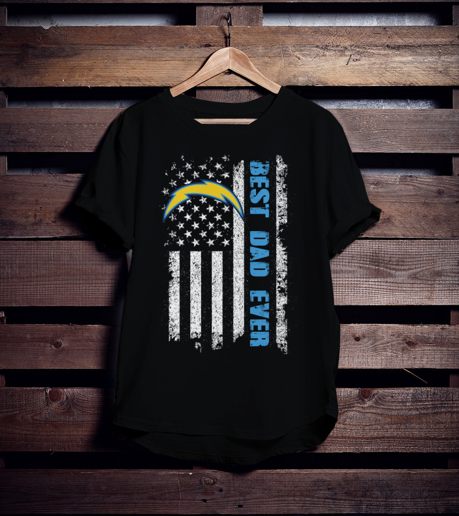 Best Dad Ever Chargers Flag T-Shirt
