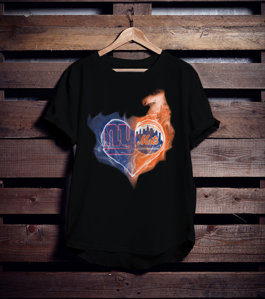 Ny Giants And Mets Heart Shape Smoke Effect T-Shirt