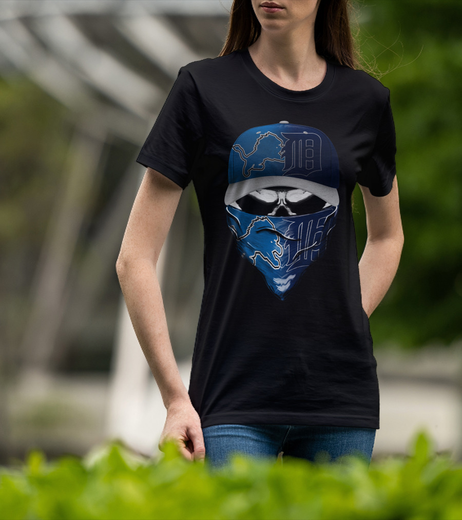 Detroit Lions Face Cover And Cap T-Shirt