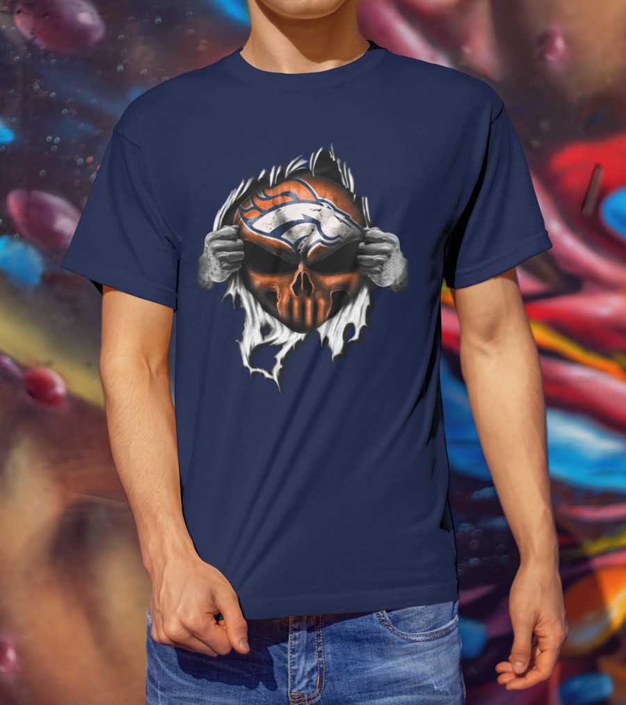Denver Broncos Skull Logo Peeling T-Shirt