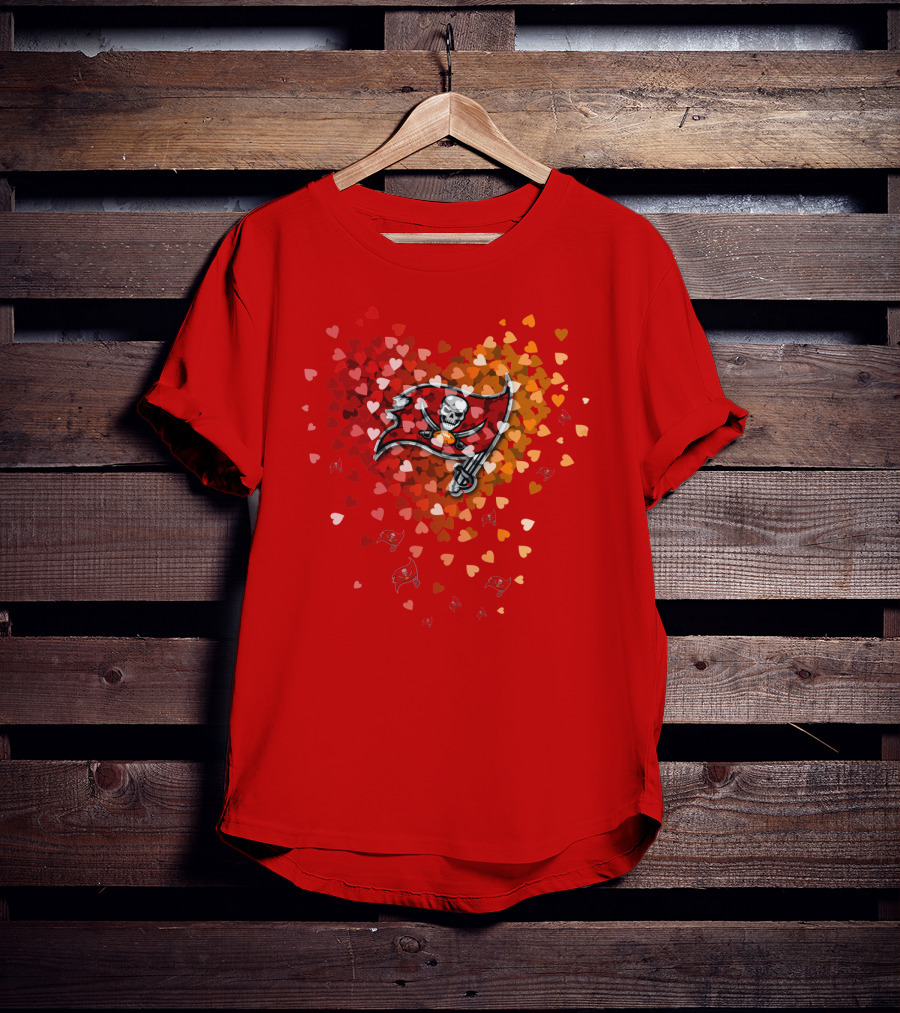Tampa Bay Buccaneers Heart Flag T-Shirt