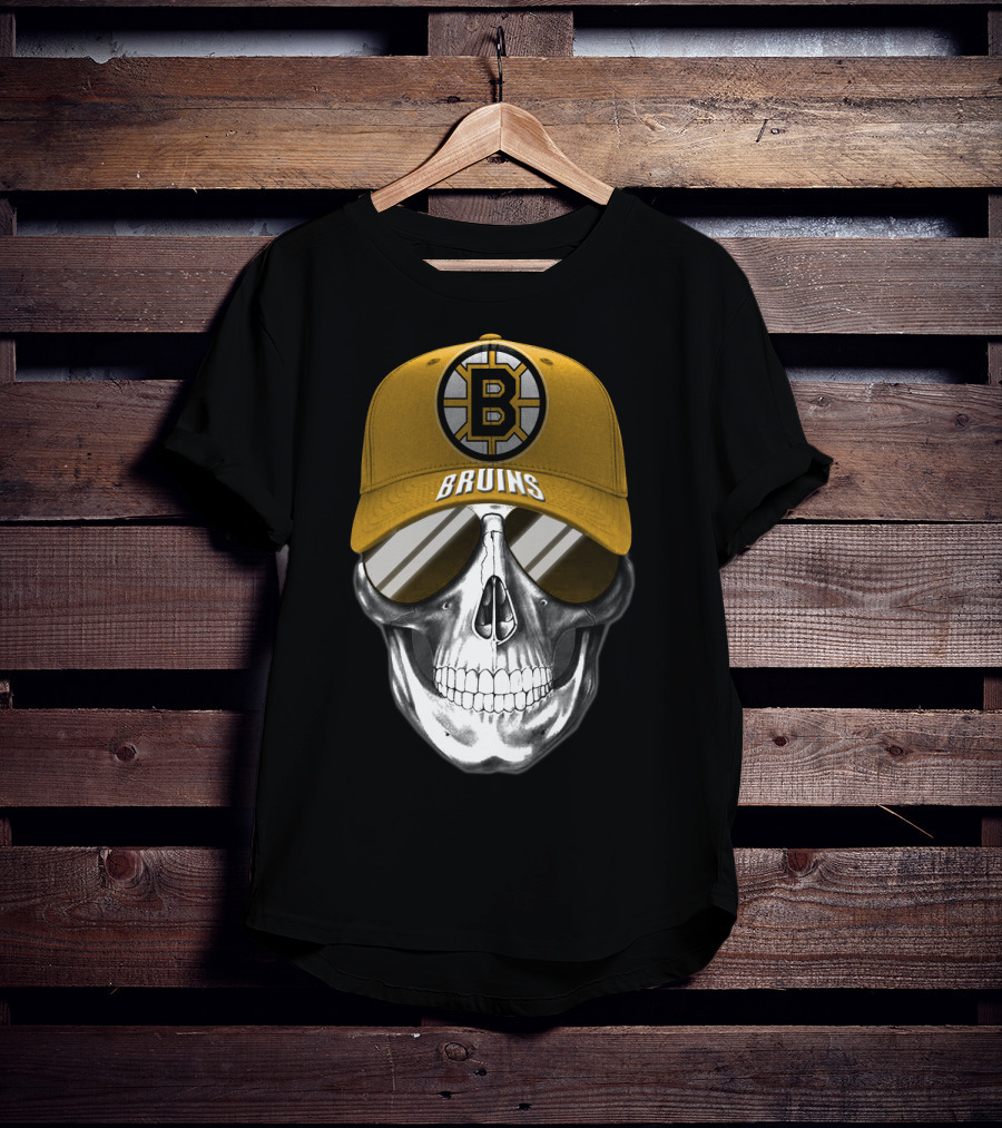 Boston Bruins Skull Cap With Hockey T-Shirt