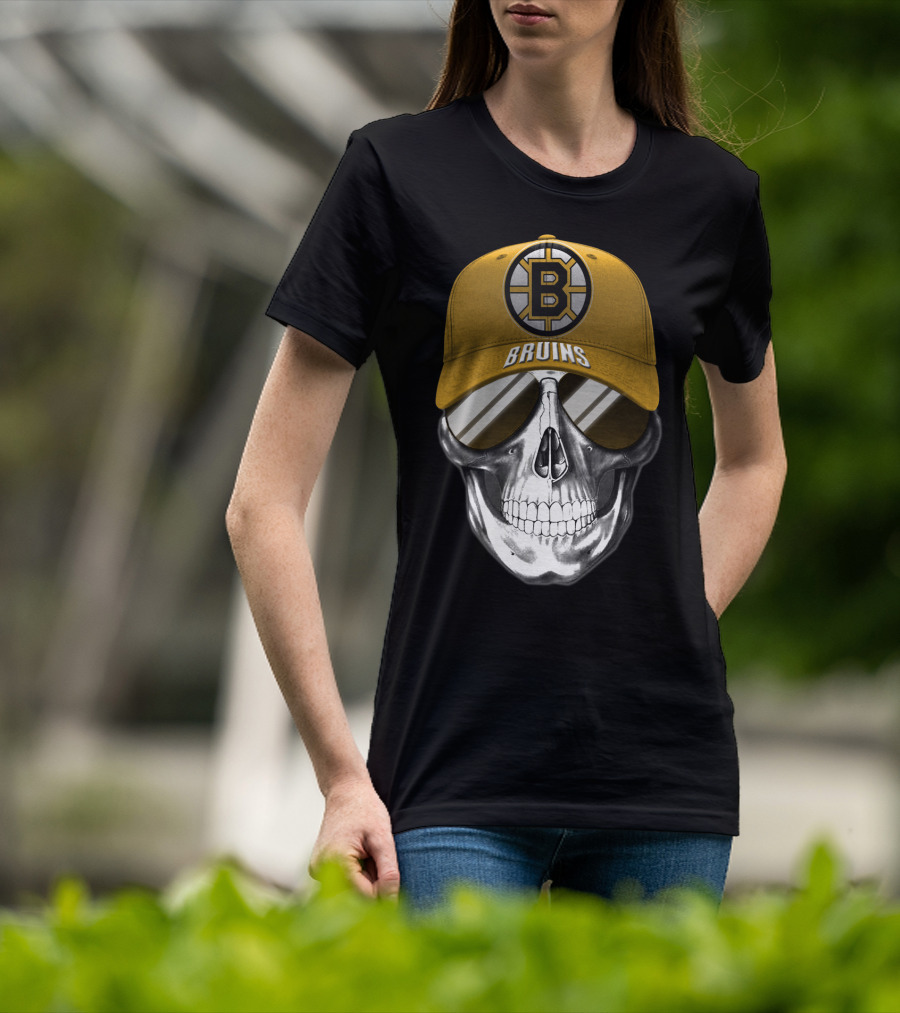 Boston Bruins Skull Cap With Hockey T-Shirt