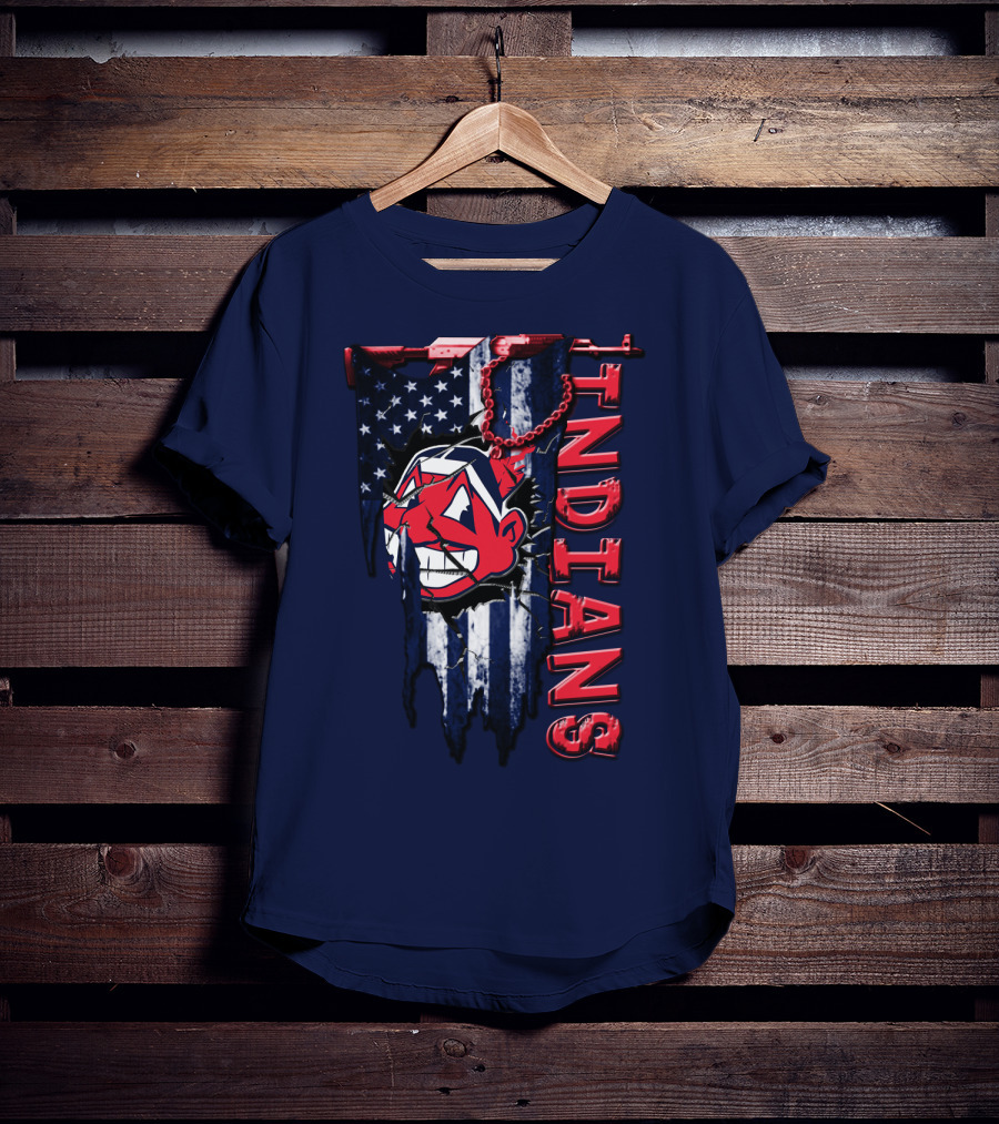 Cleveland Indians Vintage Chief Wahoo With American Flag And Red Chain T-Shirt