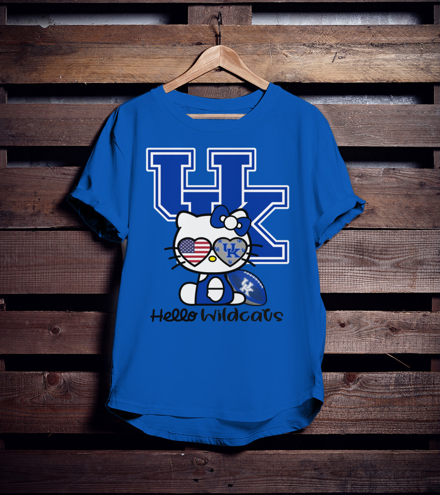Hello Wildcats Uk Logo Hello Kitty With American Heart And Football T-Shirt