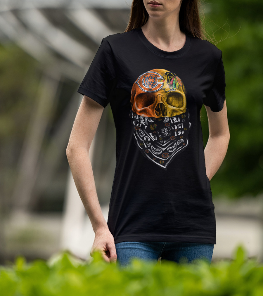 Chicago Bears And Blackhawks Skull Bandana T-Shirt