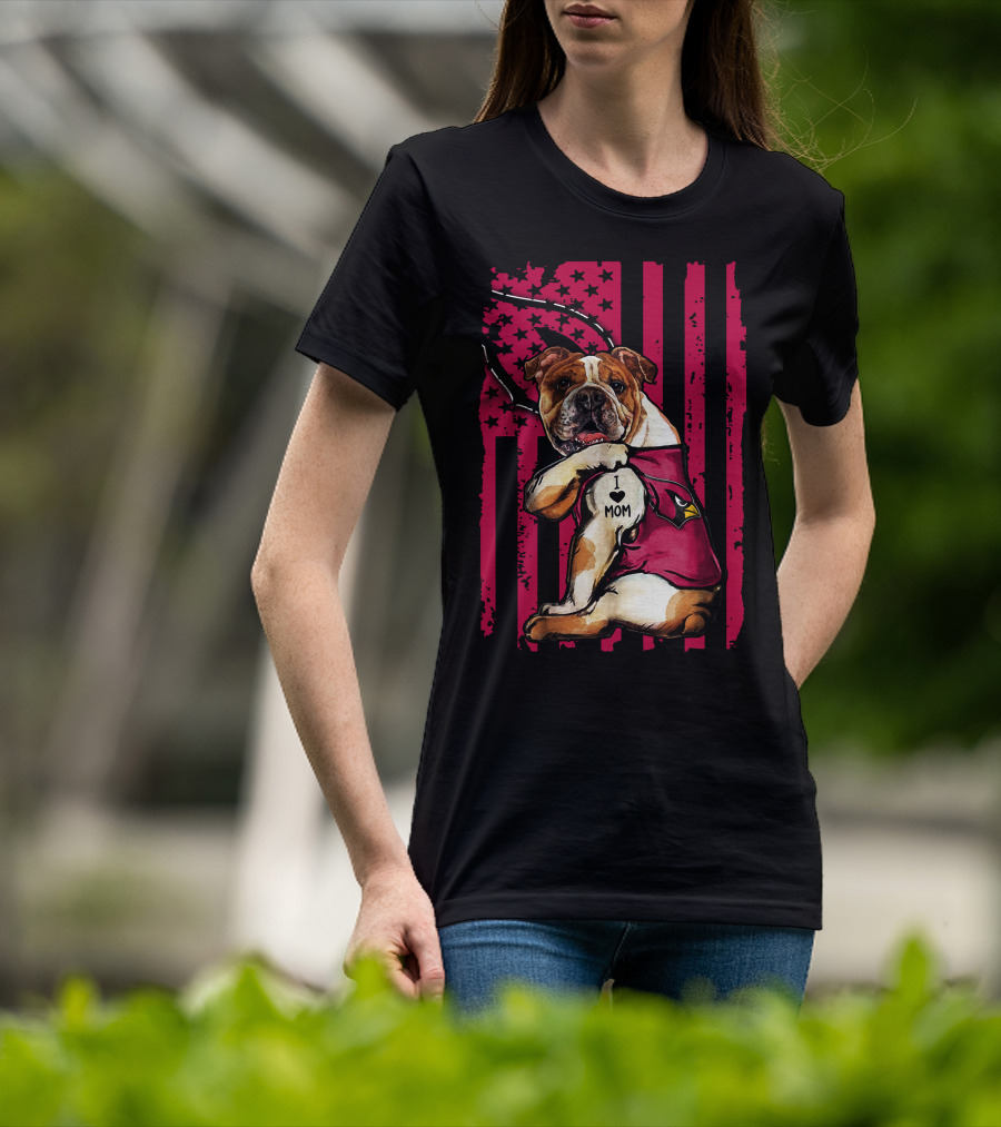 Bulldog Wearing Arizona Cardinals Vest I Love Mom Red Flag T-Shirt