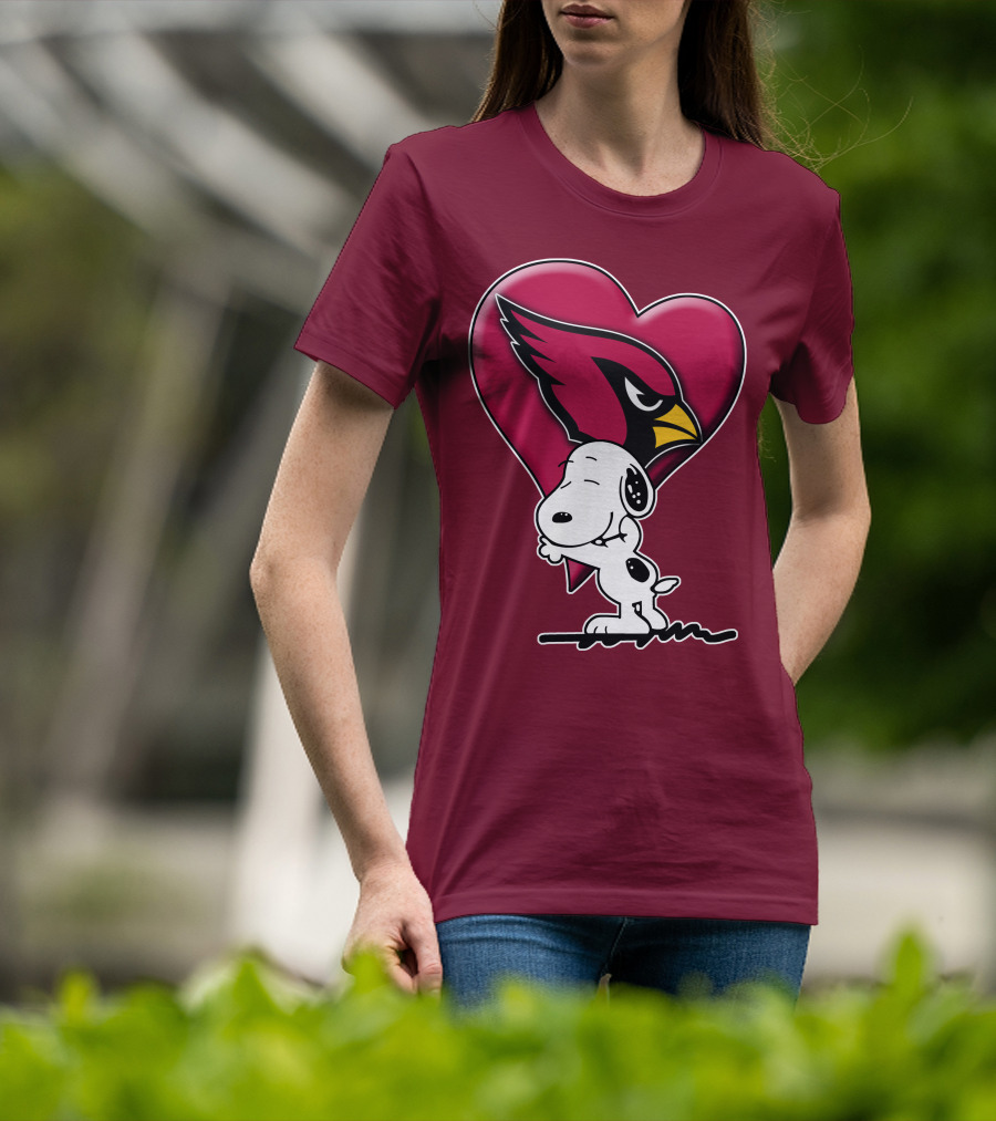 Snoopy Hugging Heart Arizona Cardinals T-Shirt