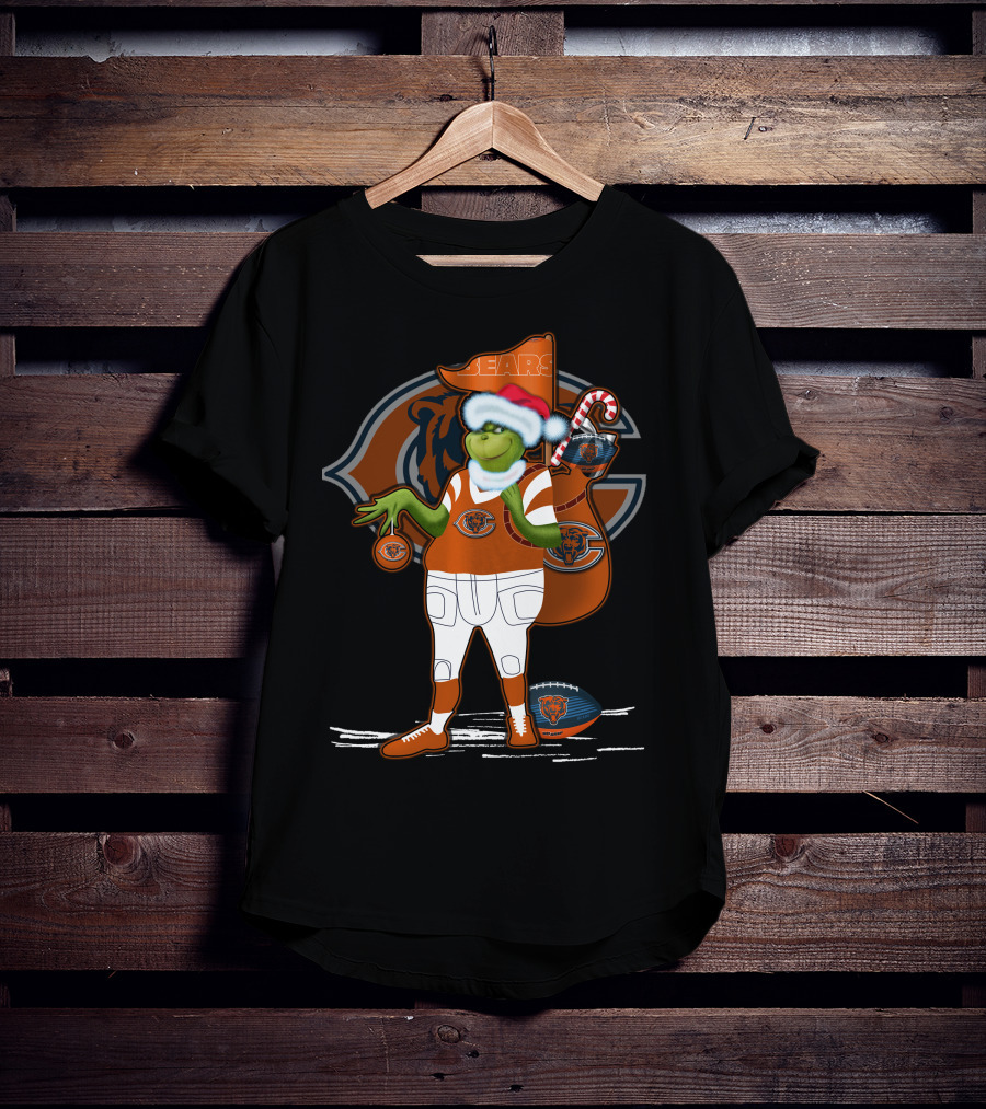 Grinchxmas Chicago Bears Santa Hat Candy Cane Football Sack T-Shirt