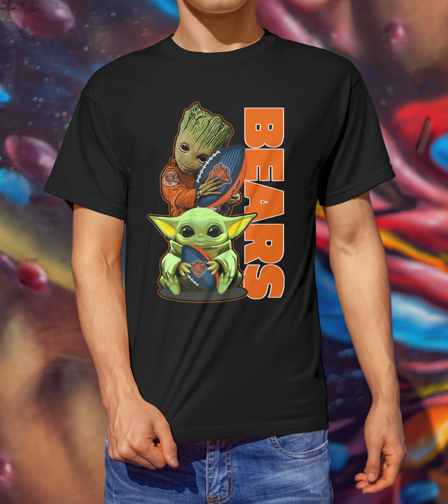 Groot And Baby Yoda Holding Chicago Bears Football T-Shirt