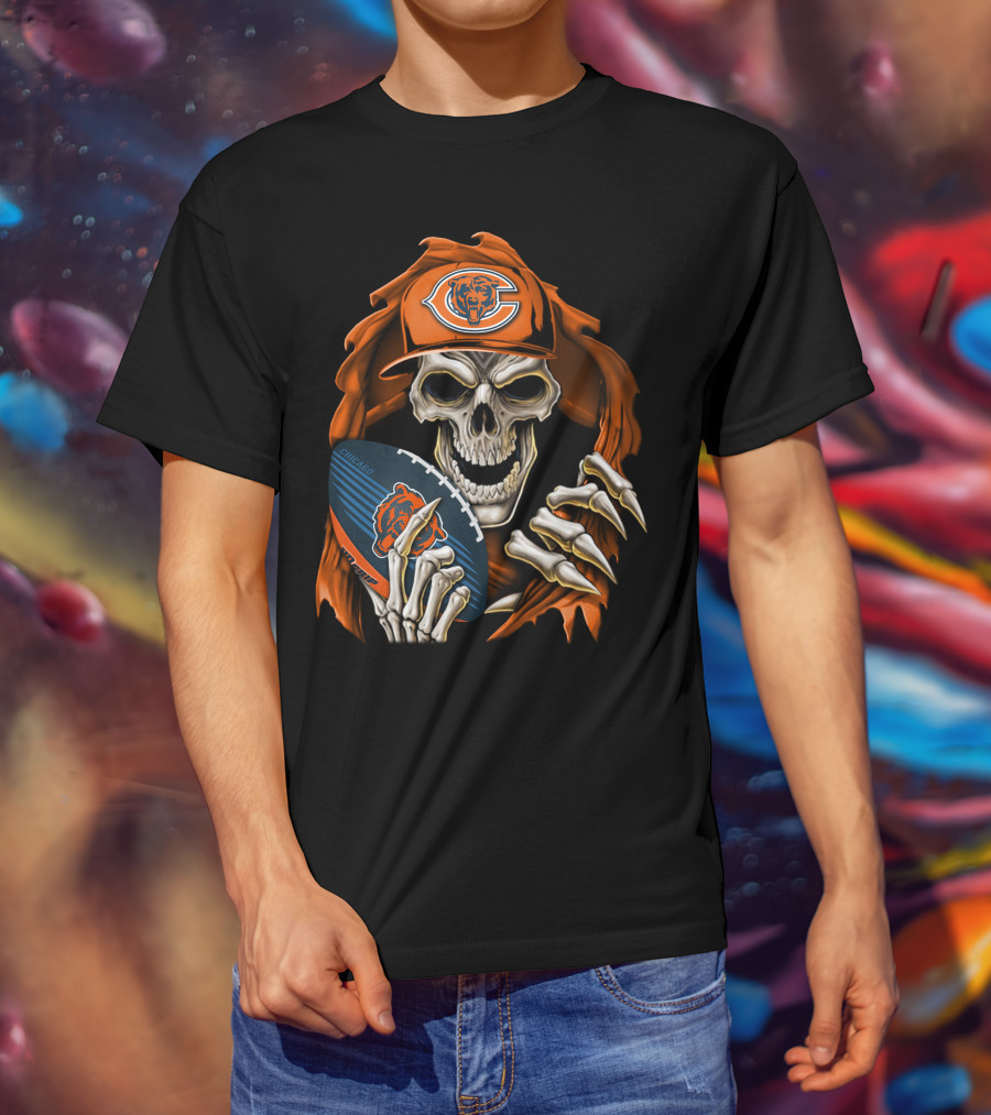 Skullbong CHICAGO BEARS Skeleton Holding Football T-Shirt