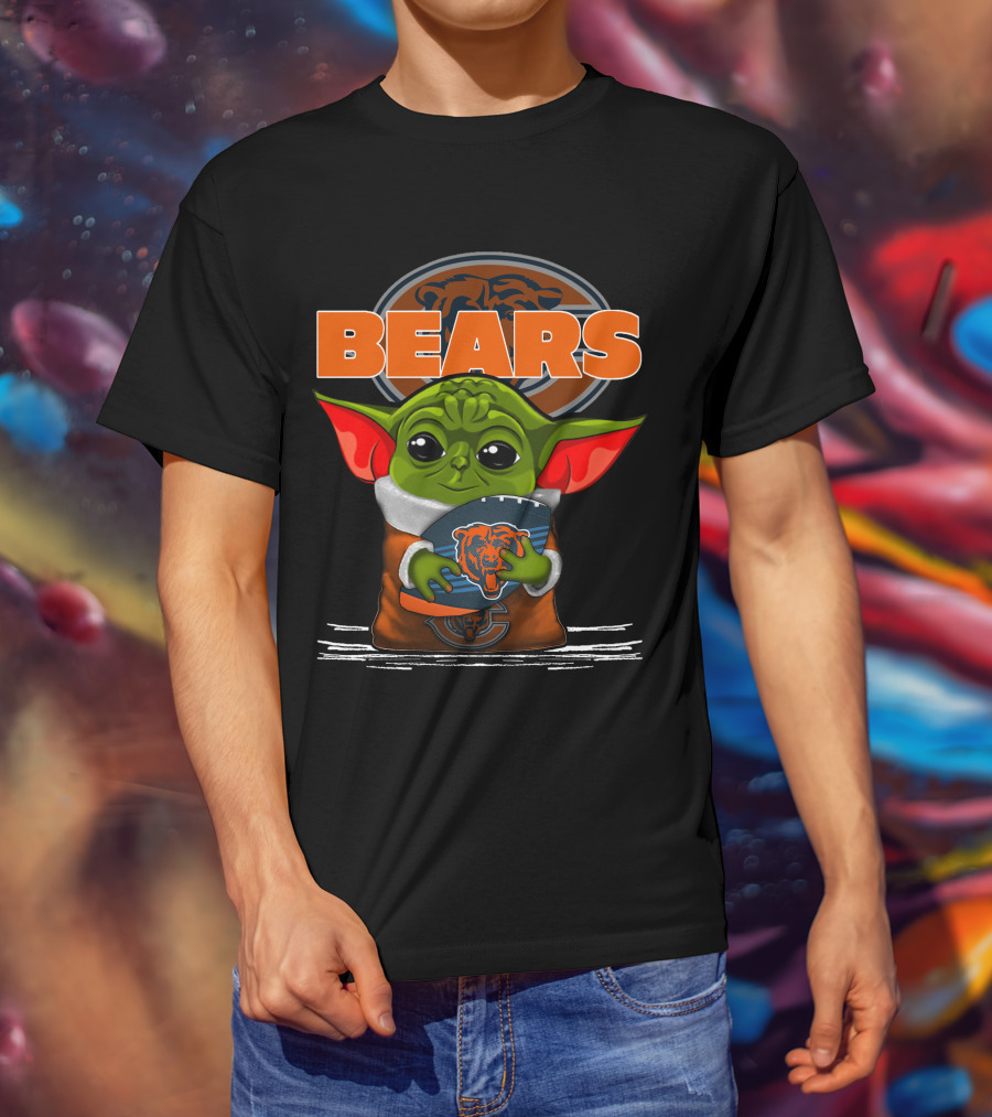 BEARS Yoda Holding Football Chicago T-Shirt