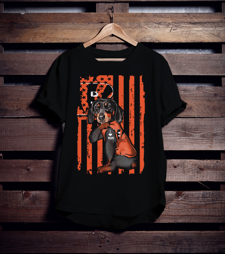 Dachshund I Love Mom Cincinnati Bengals Fan Gear T-Shirt