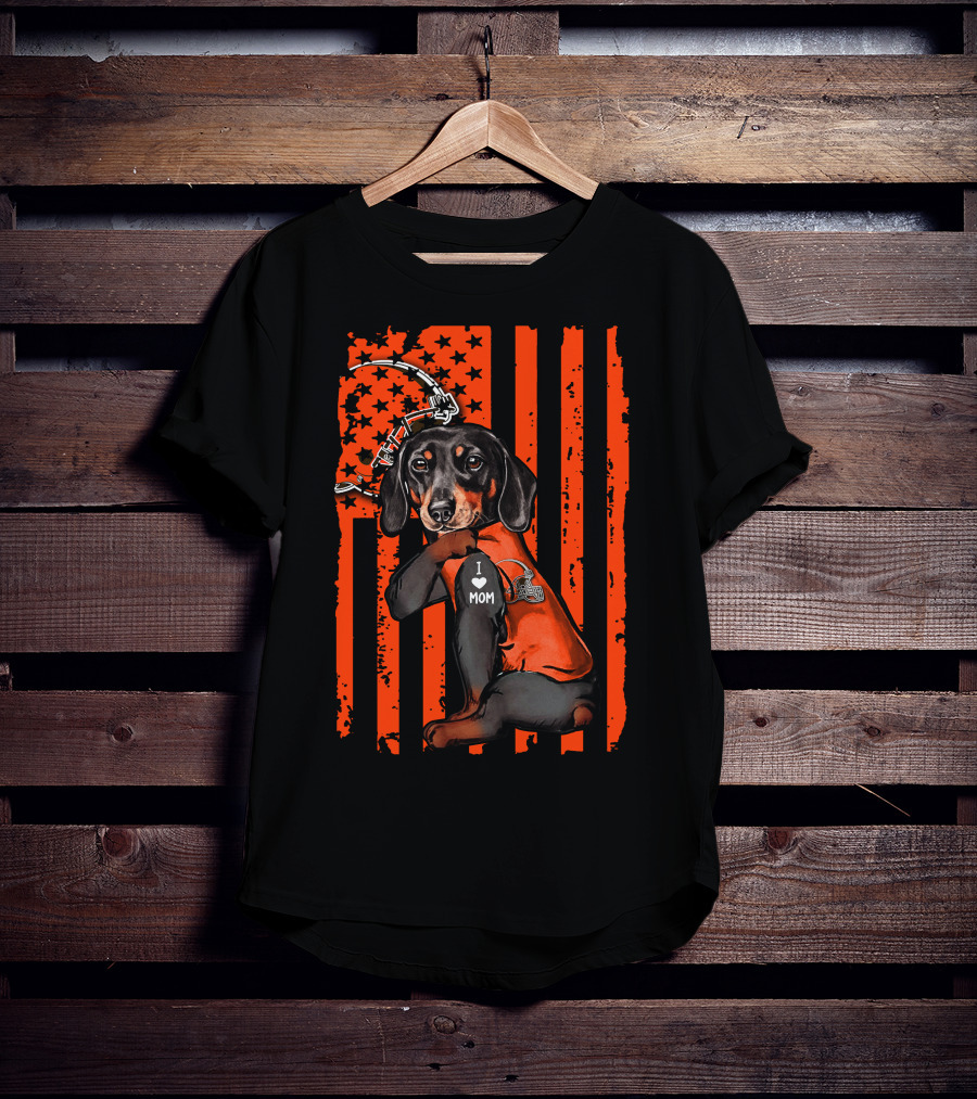 Dachshund I Love Mom Cleveland Browns Pawprint And Helmet Icon Orange USA Flag T-Shirt