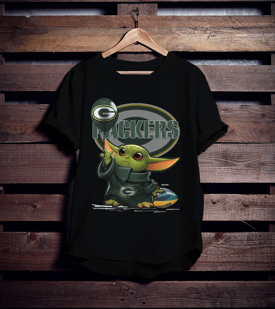 Packers Green Bay Baby Yoda Football Fan T-Shirt