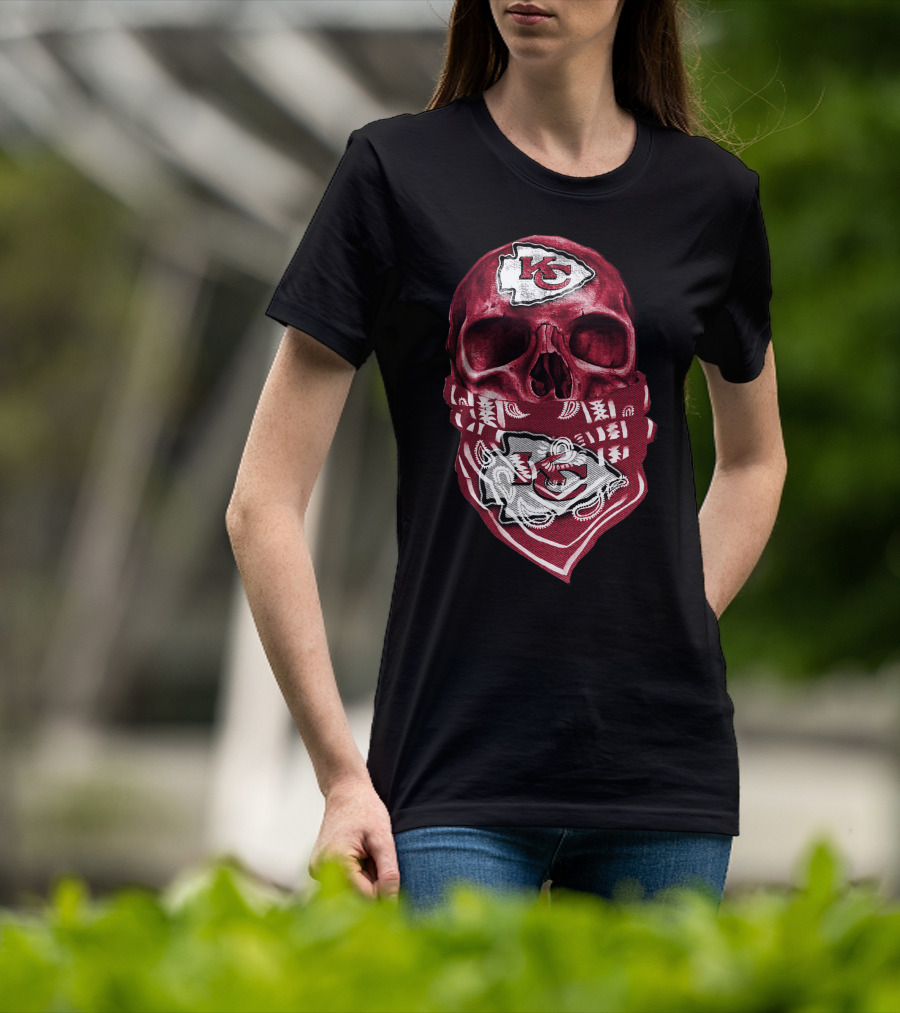 Kansas City Chiefs Skull Bandana T-Shirt