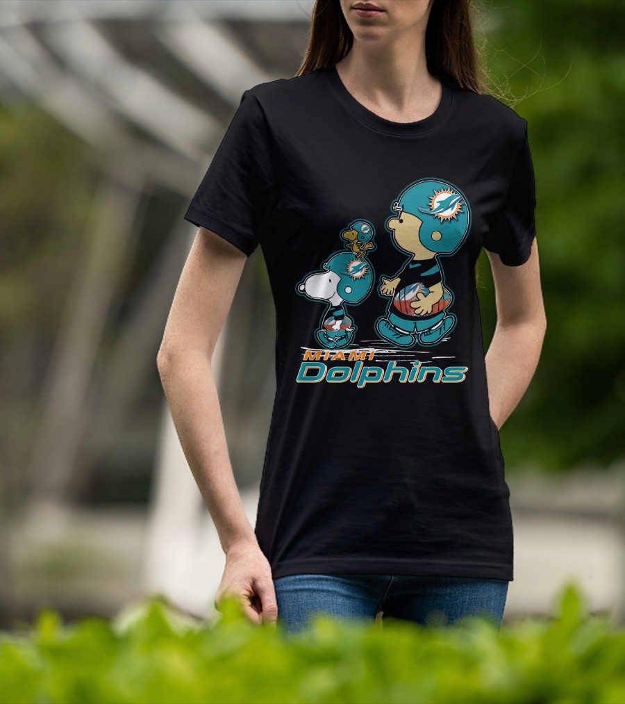 Snpfootball Miami Dolphins Peanuts Characters T-Shirt