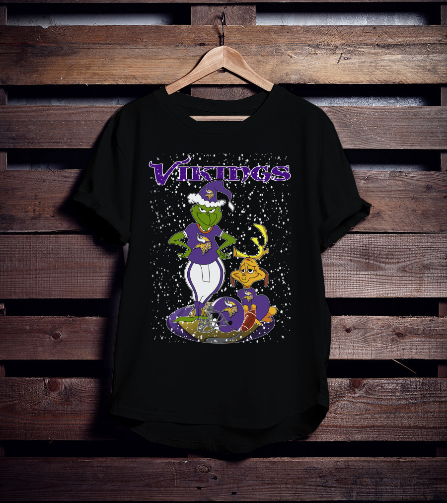 Grinchxmas Minnesota Vikings Football Holiday Scene T-Shirt