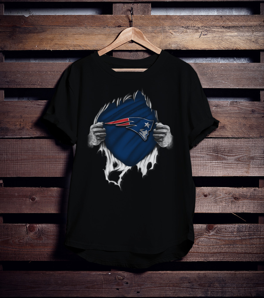 Ripped New England Patriots Fan Spirit T-Shirt
