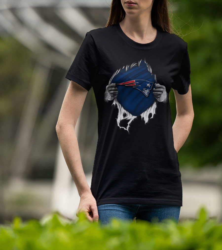 Ripped New England Patriots Fan Spirit T-Shirt