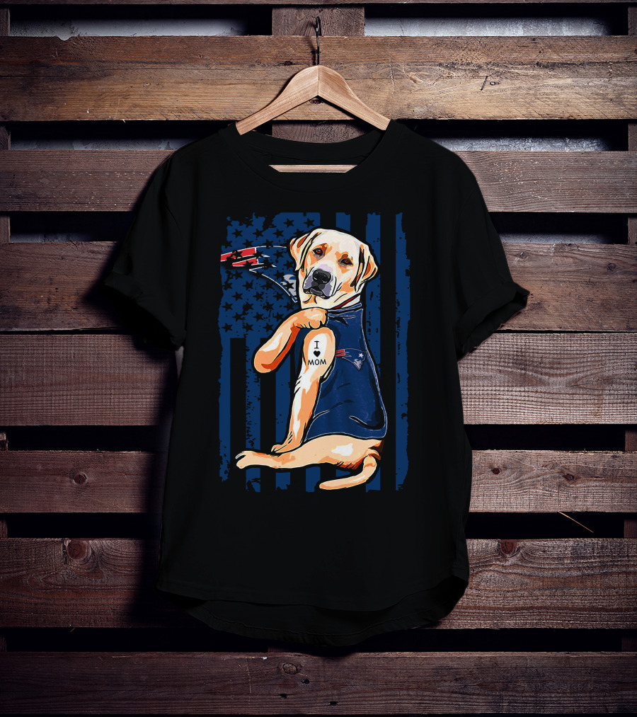 Labrador Retriever I Love Mom New England Patriots T-Shirt