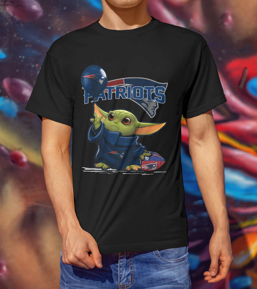 Yoda New England Patriots Football Balloon T-Shirt