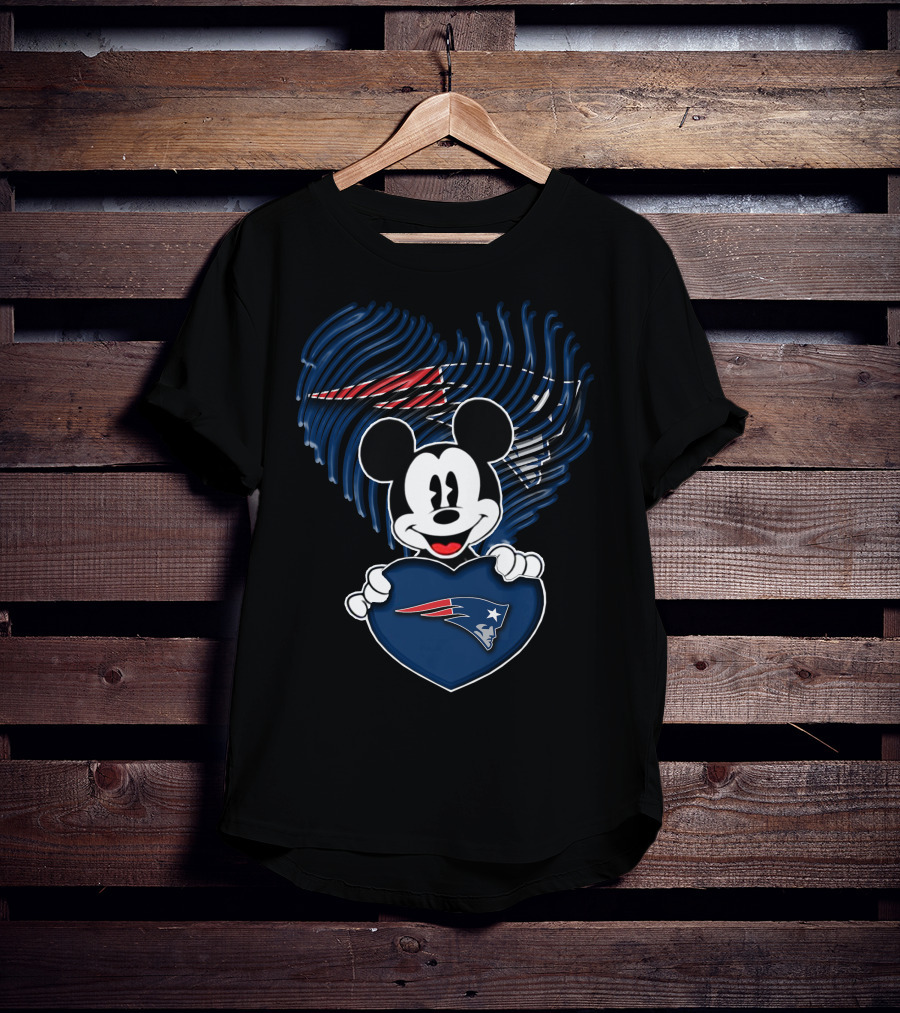 Mick Holding New England Patriots Heart With Fingerprint Background T-Shirt