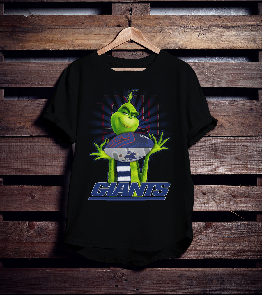 Grinch Holding New York Giants Football T-Shirt