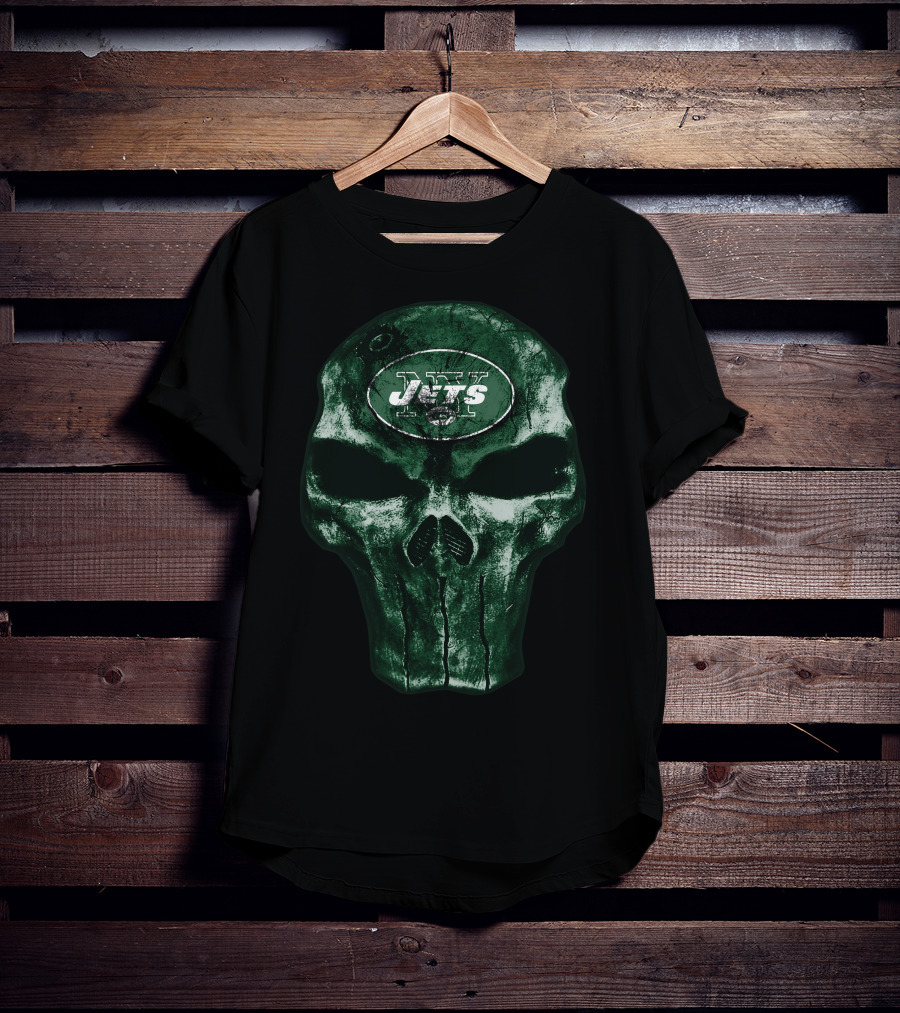 Skull V4 New York Jets Football Emblem T-Shirt
