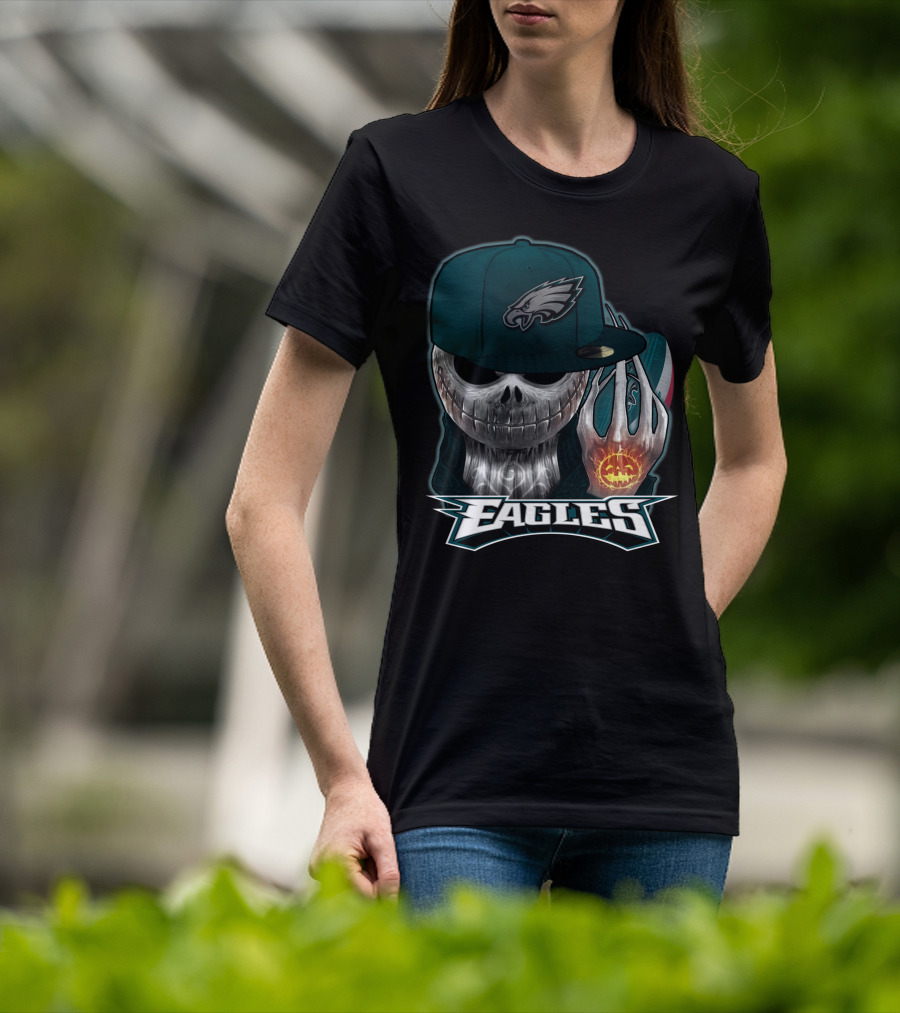 Jackskull Philadelphia Eagles Football Fan Skull Cap Halloween Pumpkin T-Shirt