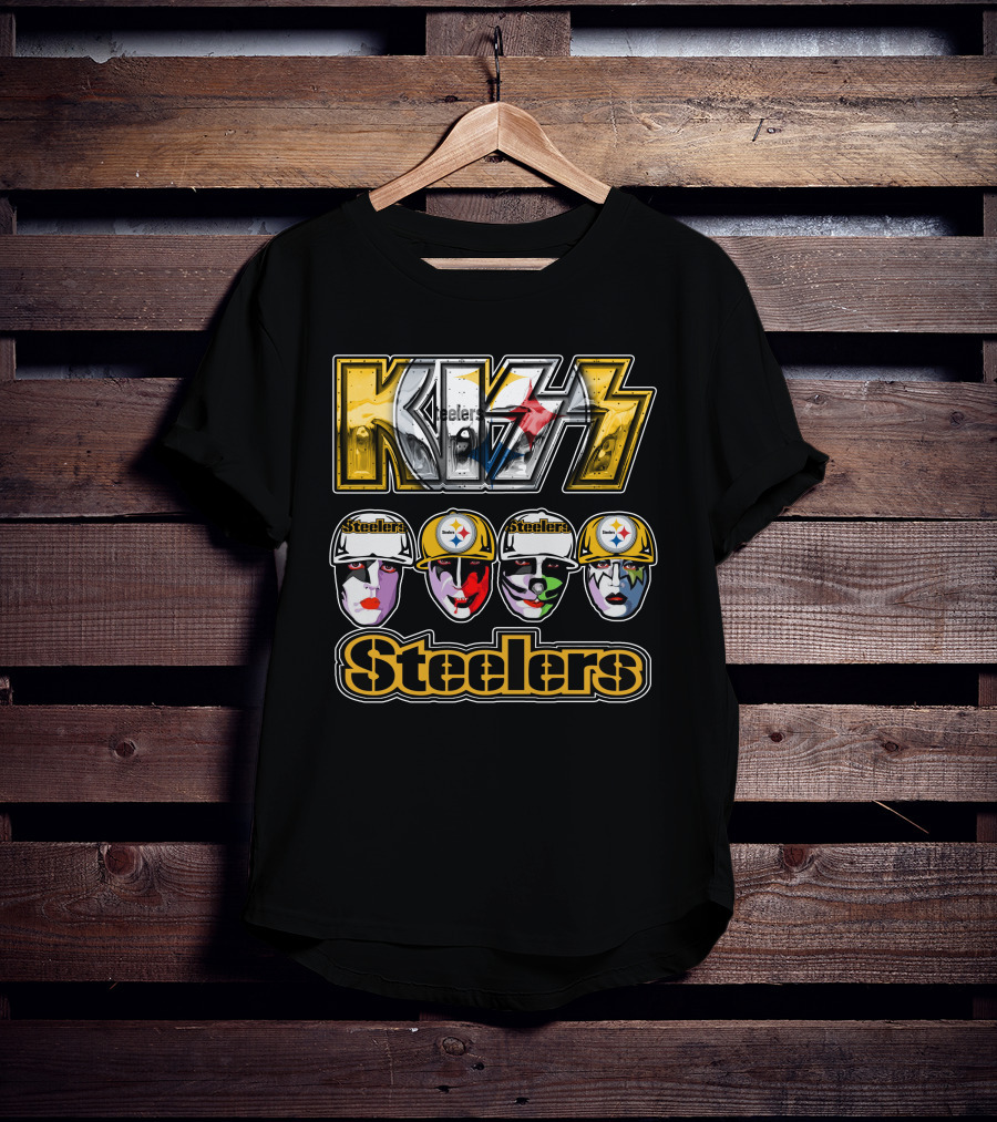 Kiss Steelers Pittsburgh Faces In Helmets T-Shirt