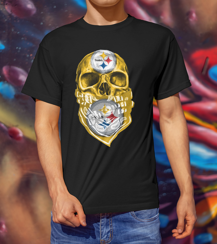 Skull V5 Steelers Bandana Logo Football Fan Gear T-Shirt