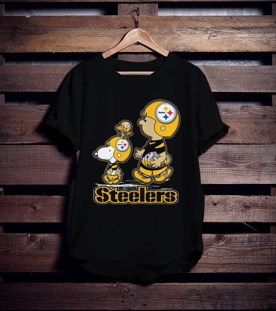 Snpfootball Pittsburgh Steelers Charlie Brown And Snoopy Peanuts Steelers Helmets T-Shirt