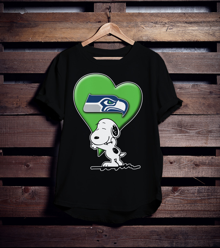 Snoopy Heart Seattle Seahawks Fan T-Shirt