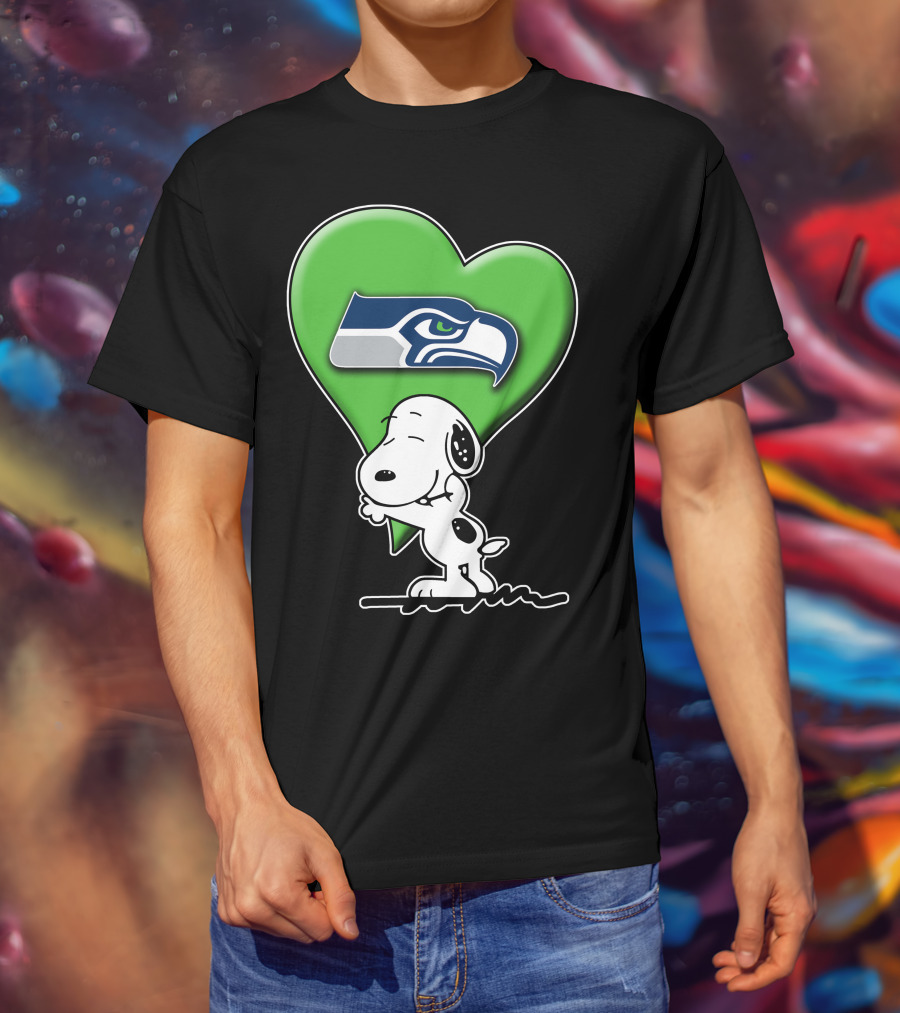 Snoopy Heart Seattle Seahawks Fan T-Shirt