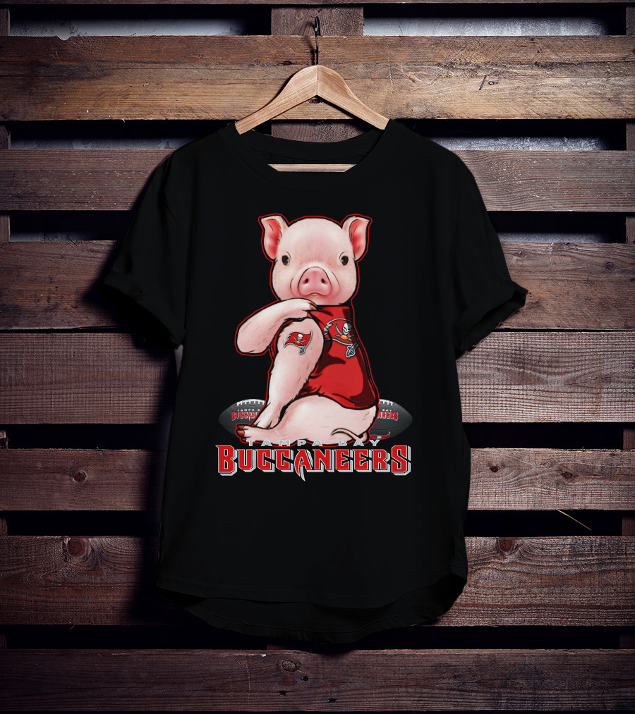 Tampa Bay Buccaneers Pig Football Fan T-Shirt