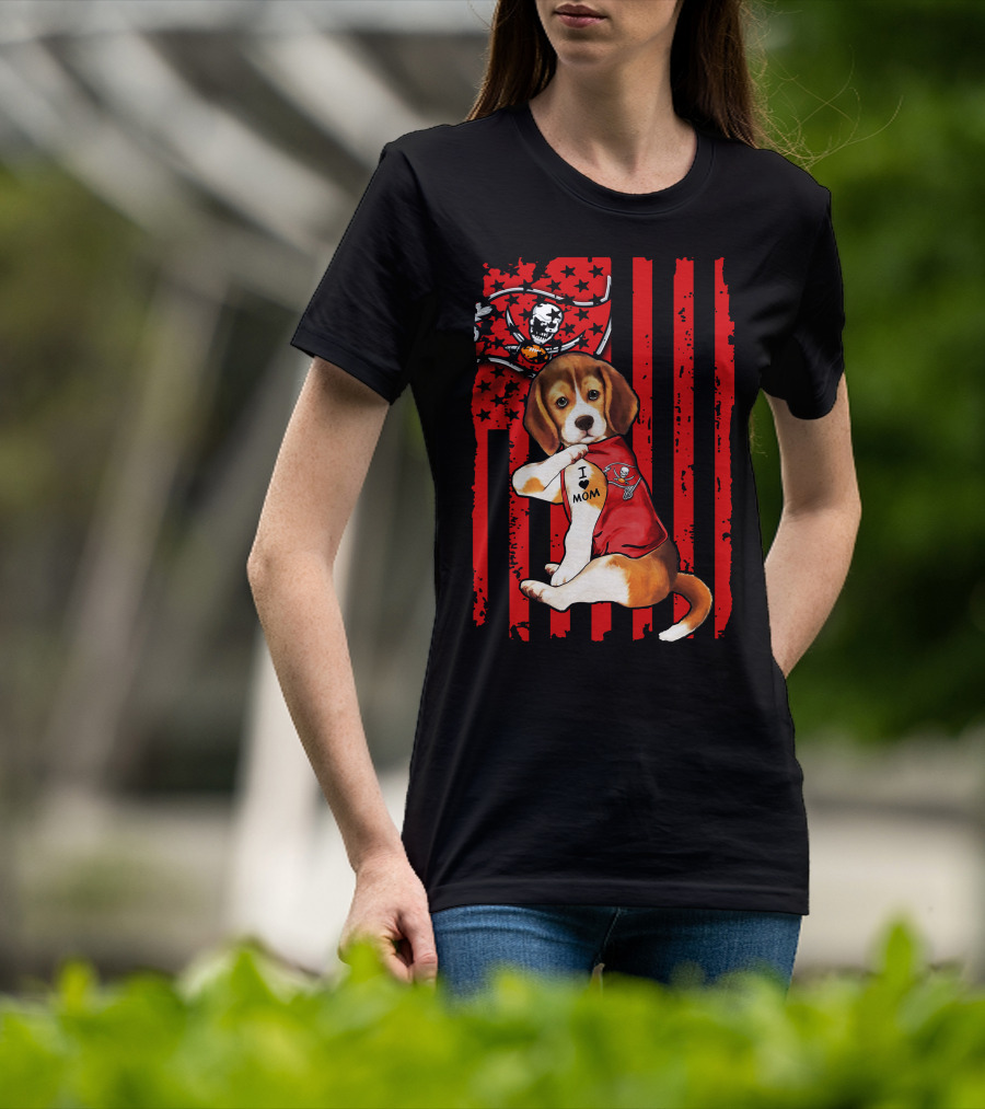 Beagle Puppy Tampa Bay Buccaneers I Love Mom Tattoo Patriotic Flag T-Shirt