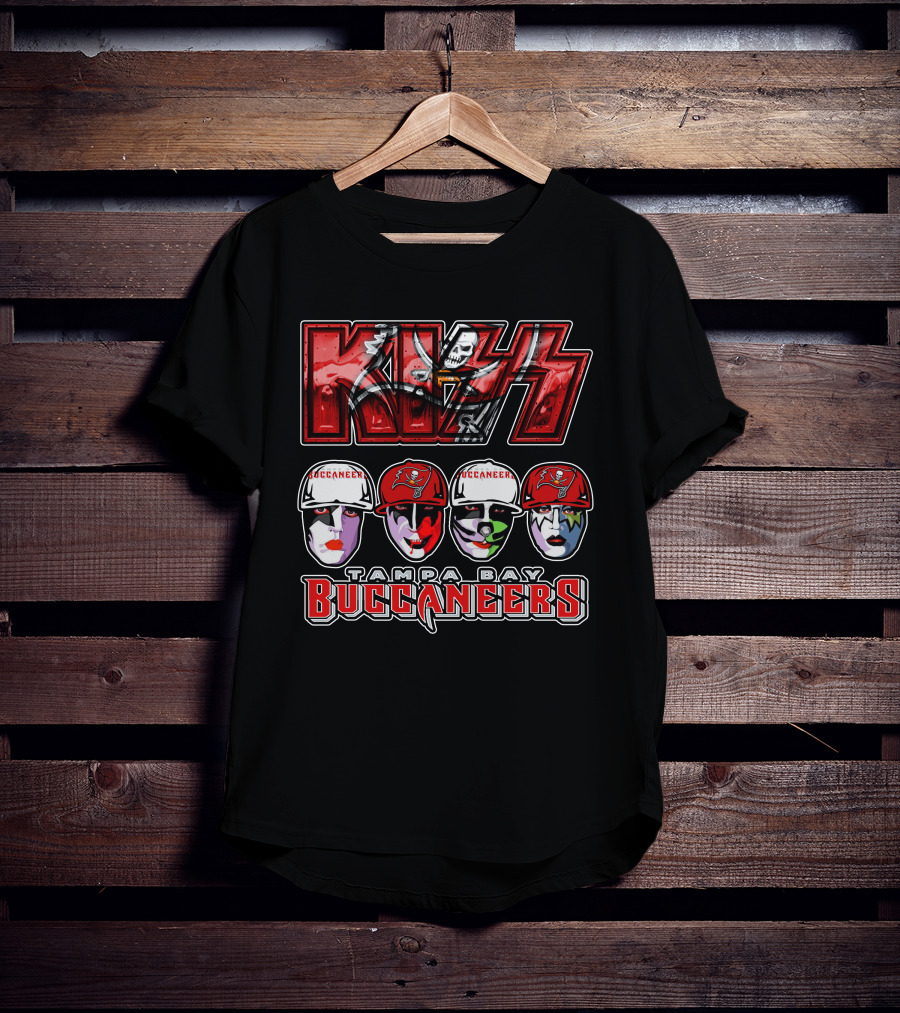 KISS Tampa Bay Buccaneers Football Fans Face Paint T-Shirt