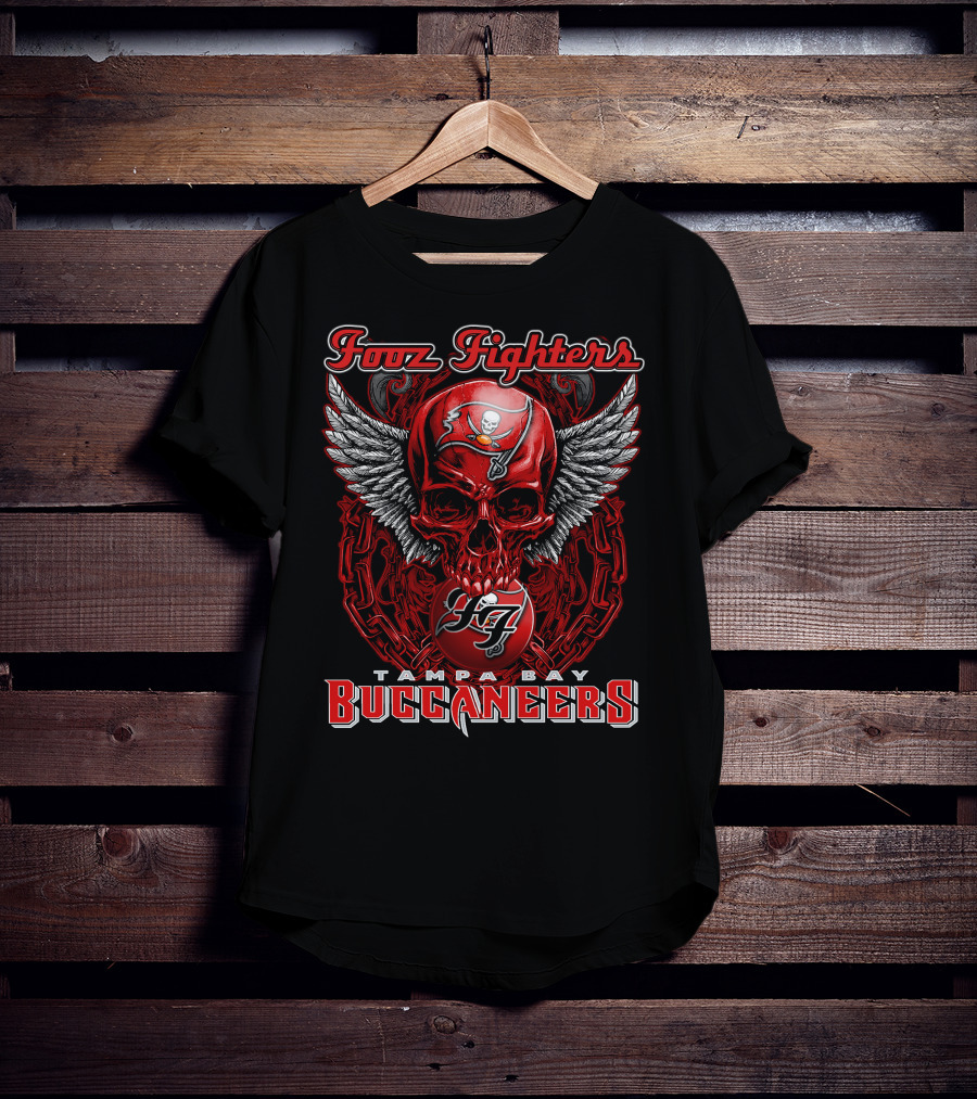 Fooz Fighters Tampa Bay Buccaneers Skull Wings T-Shirt