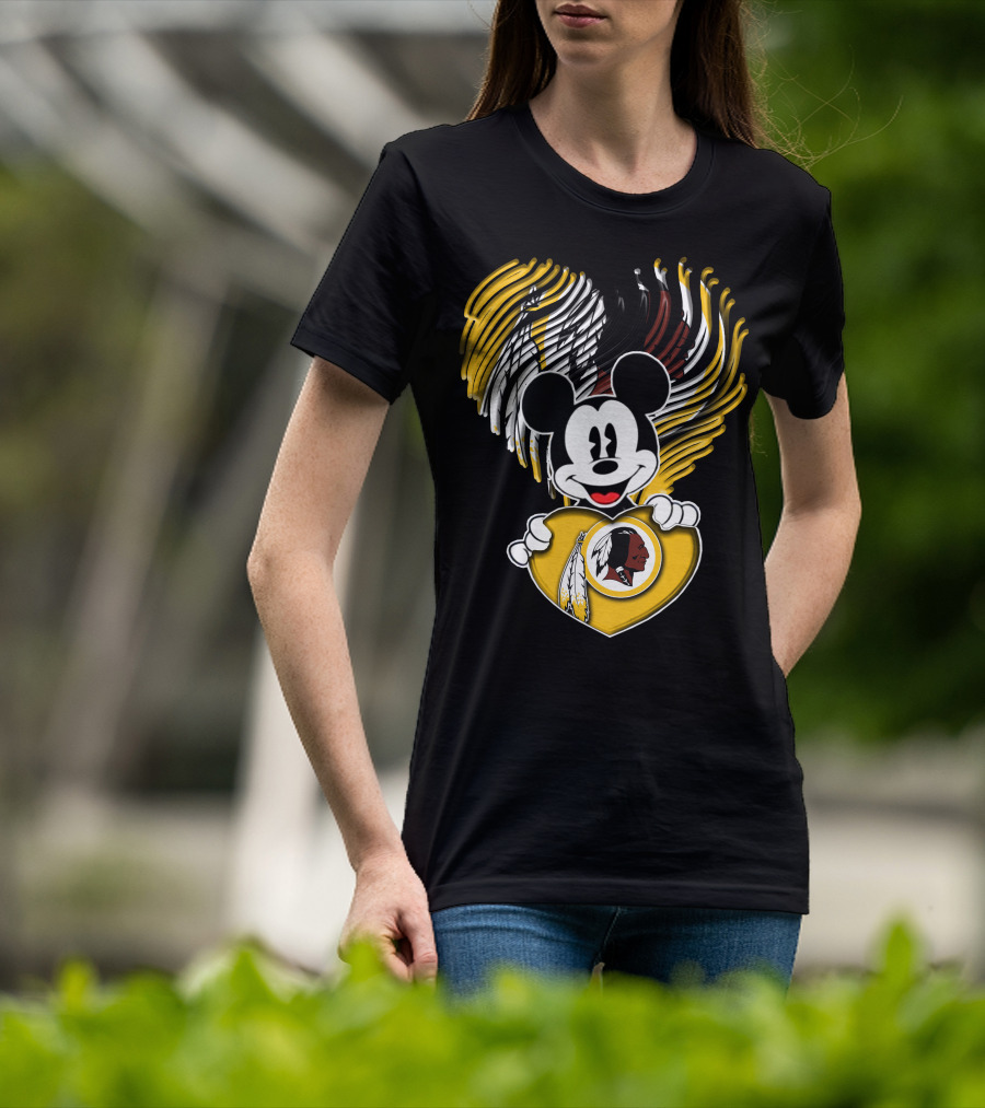 Mick V1 Washington Redskins Heart Motif With Feathers T-Shirt