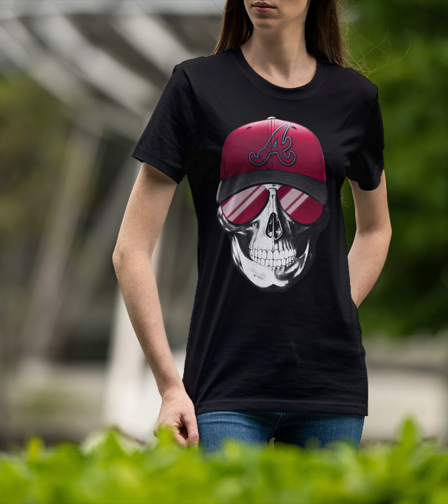 Skull V7 Atlanta Braves Hat And Sunglasses T-Shirt