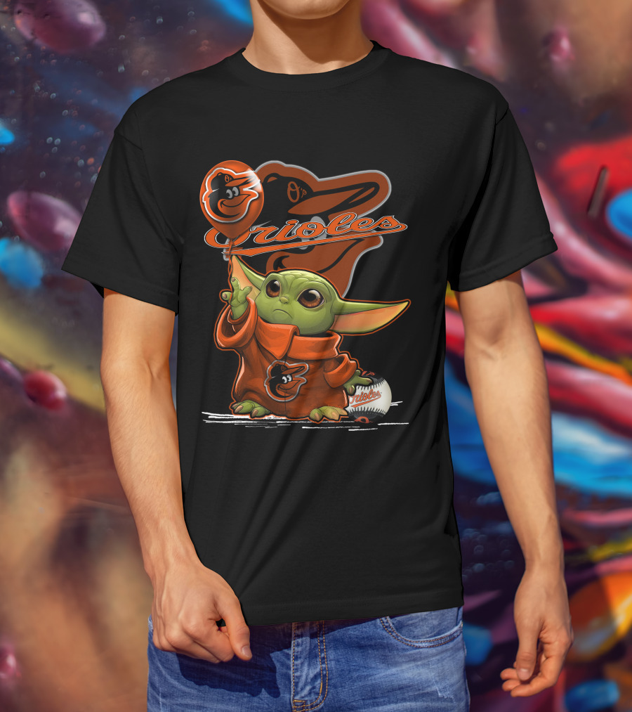 Yoda Holding Baltimore Orioles Balloon With Logo And Baseball T-Shirt