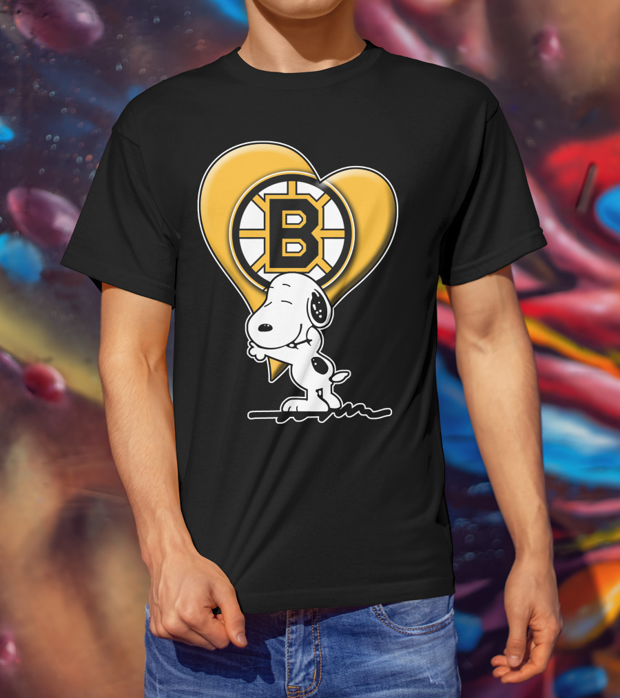 Snoopy Heart Boston Bruins Logo Hug T-Shirt