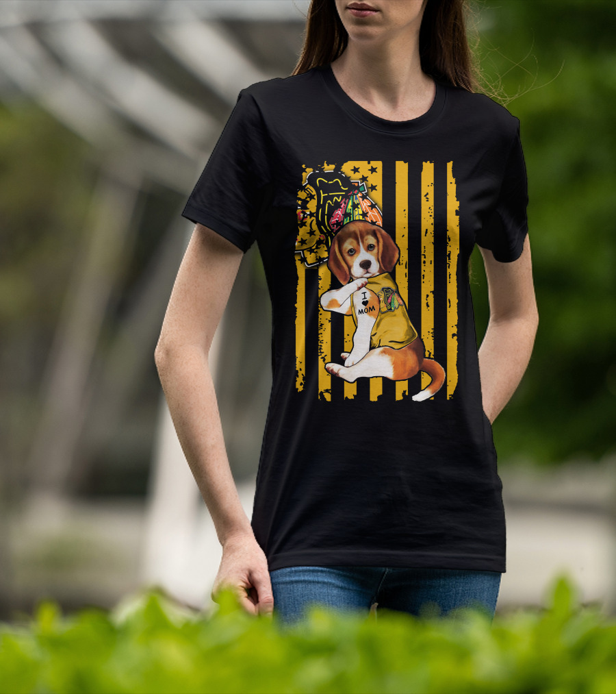 Beagle I Love Mom Chicago Blackhawks T-Shirt