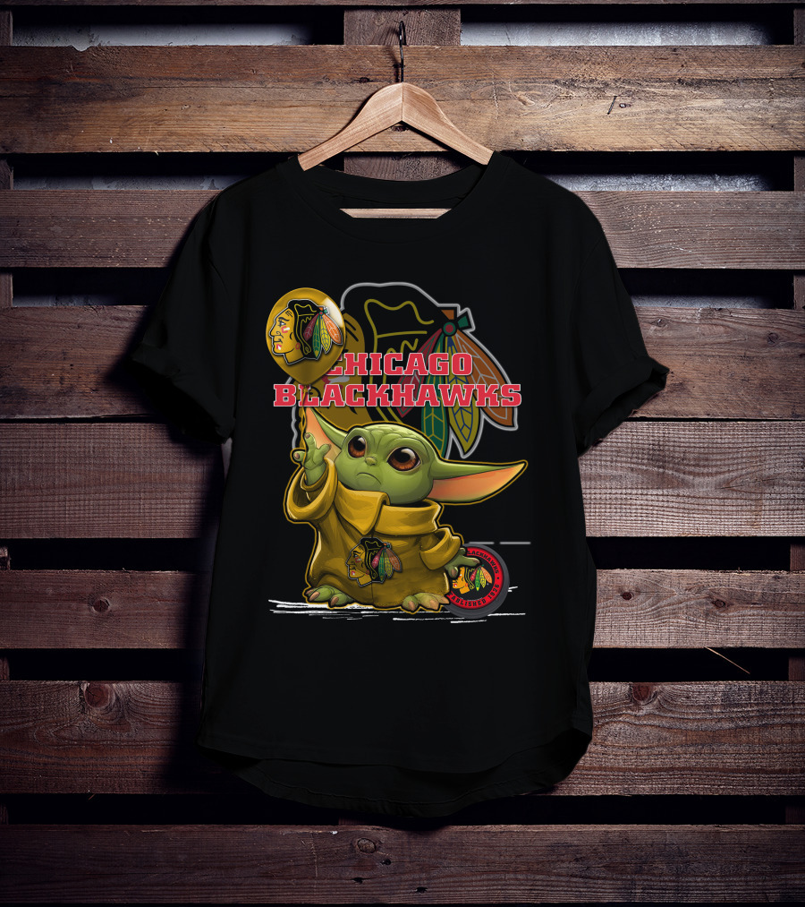 Chicago Blackhawks Baby Yoda With Balloon T-Shirt