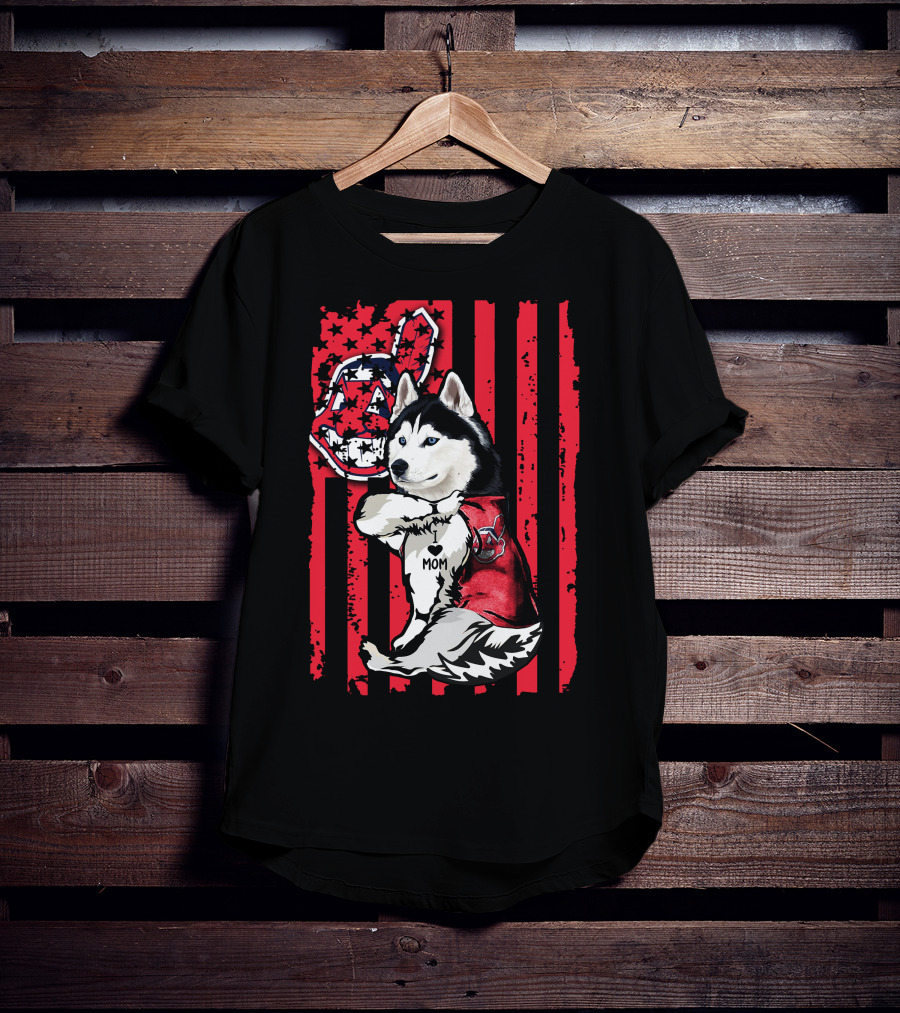 Siberian Husky Cleveland Indians American Flag Baseball Fanatic Mom T-Shirt