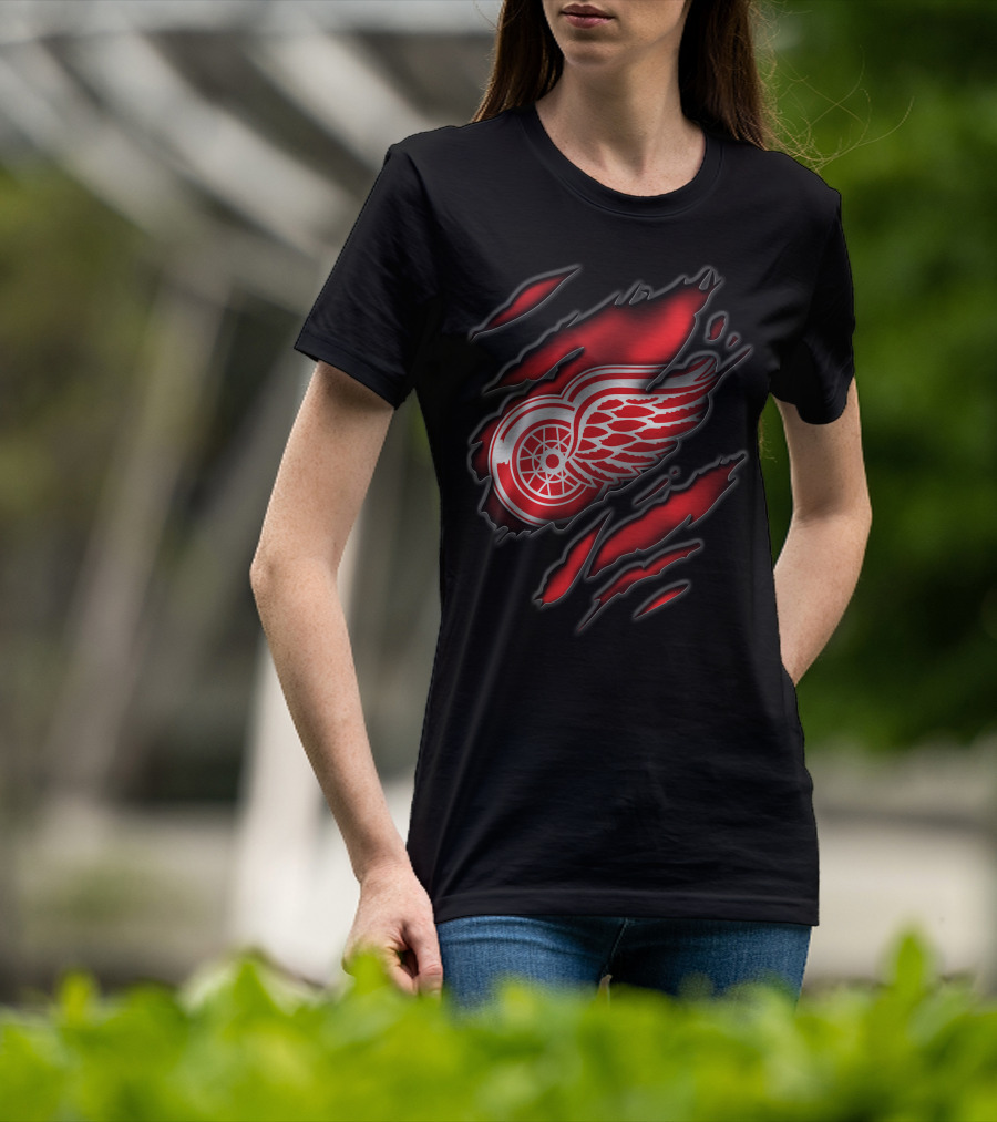 Torn Detroit Red Wings Logo Claw Marks T-Shirt