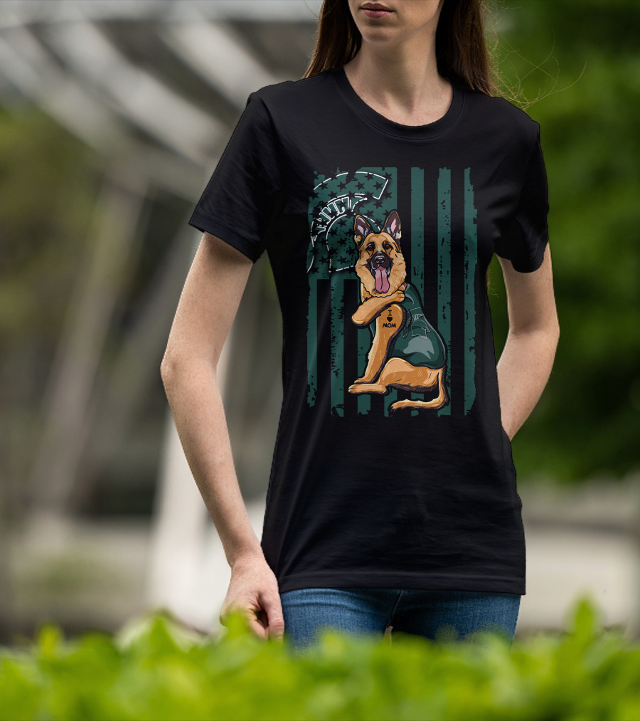 German Shepherd I Love Mom Michigan State Spartans Green And White Stripes T-Shirt