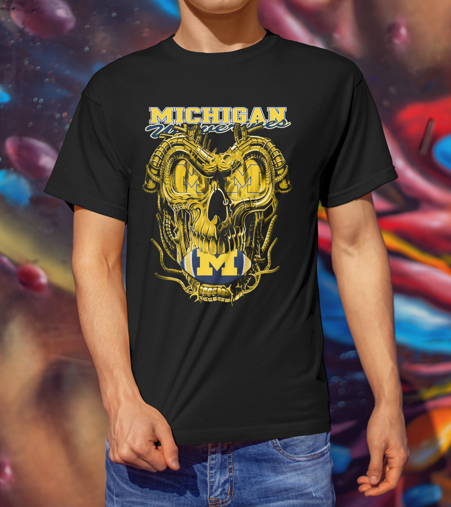 Dragonskull Michigan Wolverines M Football Skull T-Shirt